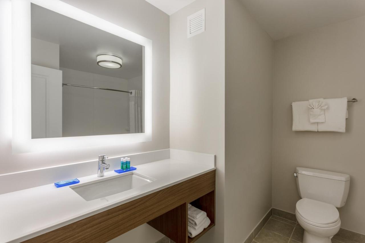 Holiday Inn Express & Suites St. Louis - Chesterfield By Ihg Exterior photo