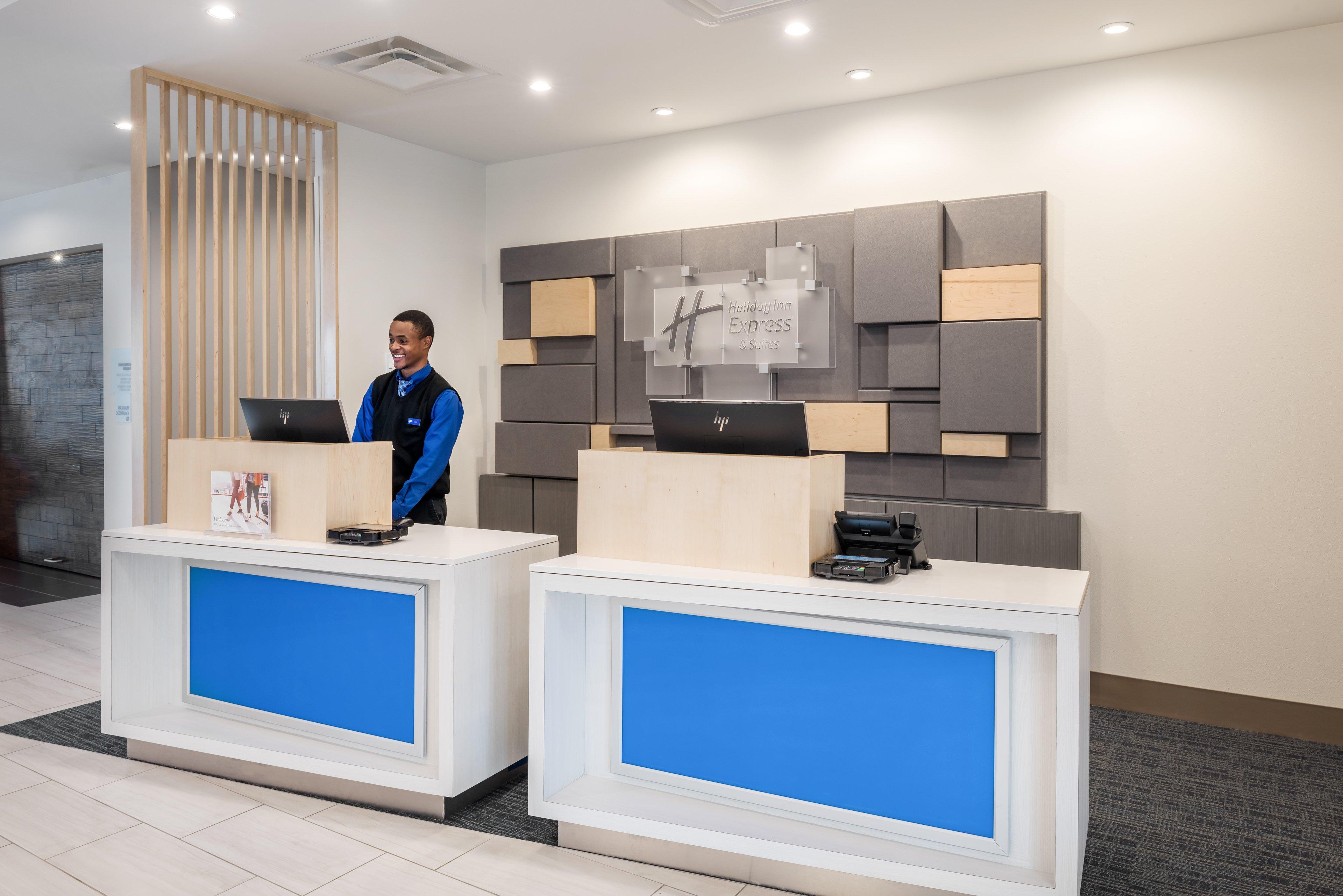 Holiday Inn Express & Suites St. Louis - Chesterfield By Ihg Exterior photo