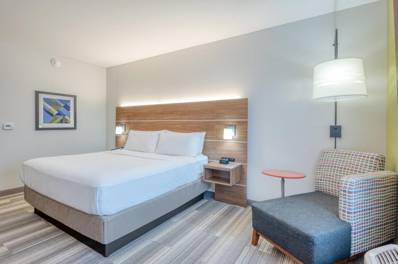 Holiday Inn Express & Suites St. Louis - Chesterfield By Ihg Exterior photo